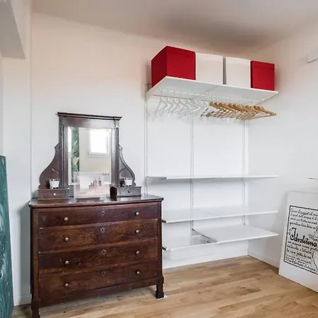 Apartman A Casa Breathtaking Attic In Strada Maggiore