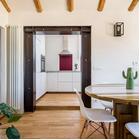 A Casa Breathtaking Attic In Strada Maggiore *